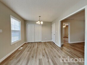 1037 Cove Cir in Clayton, NC - Building Photo - Building Photo