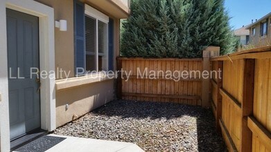 1751 Pinewood Dr-Unit -# B-4 in Minden, NV - Building Photo - Building Photo