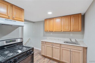 95 Ontario St in Oswego, NY - Building Photo - Building Photo