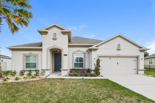 property at 1841 Henley St