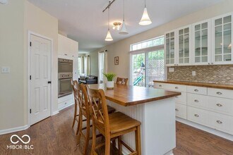 10436 Prairie Fox Dr in Fishers, IN - Building Photo - Building Photo