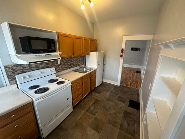 302 S Prairie St in Bloomington, IL - Building Photo - Building Photo