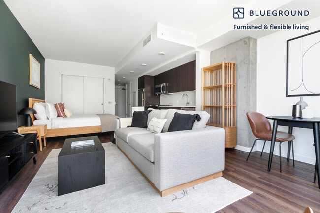 2116 4th Ave, Unit FL12-ID35 in Seattle, WA - Foto de edificio - Building Photo