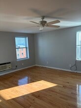 1410 E Moyamensing Ave, Unit Unit 3F in Philadelphia, PA - Building Photo - Building Photo