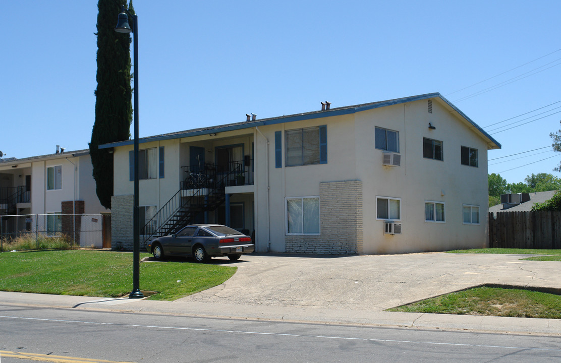 7794 Sayonara Dr in Citrus Heights, CA - Foto de edificio