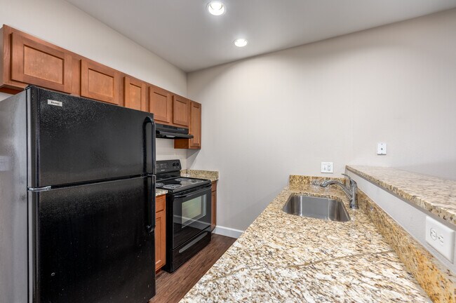 609 S Henderson St in Bloomington, IN - Building Photo - Interior Photo