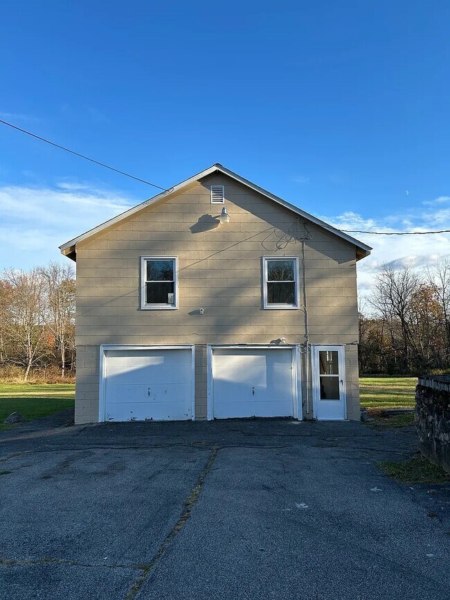 150 Plattekill Ardonia Rd in Wallkill, NY - Building Photo - Building Photo
