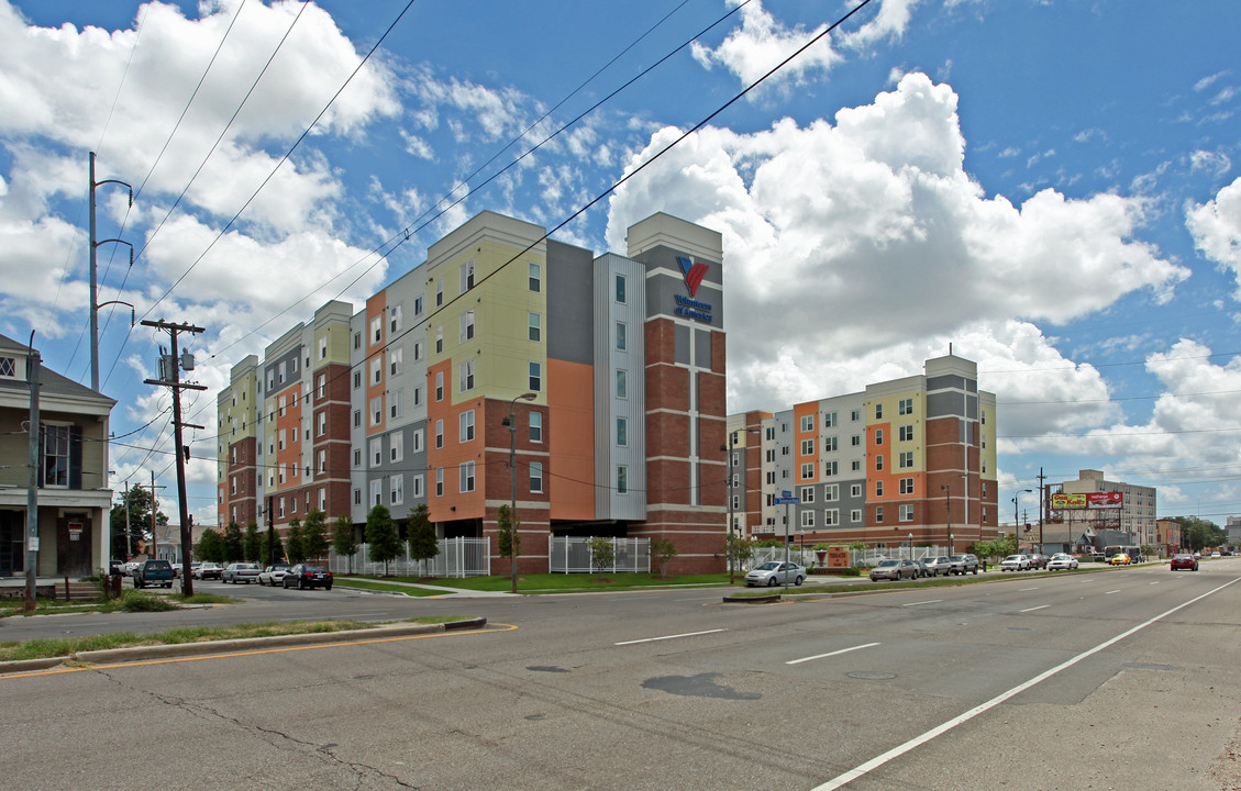 Terraces on Tulane in New Orleans, LA - Building Photo