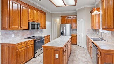 10741 Hillmont Ave, Unit 08-1083 in Baton Rouge, LA - Building Photo - Building Photo