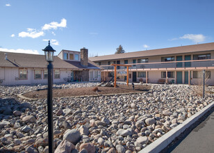 Cedar Gardens in Klamath Falls, OR - Building Photo - Building Photo