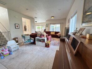 396 NE 33rd Terrace in Homestead, FL - Building Photo - Building Photo