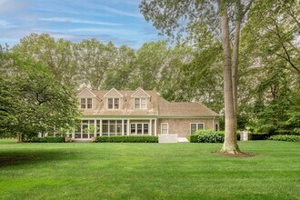 147 Wainscott Harbor Rd in Sagaponack, NY - Building Photo - Building Photo