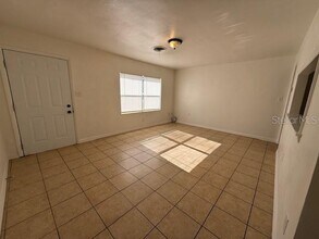 2076 N Kepler Rd in DeLand, FL - Building Photo - Building Photo