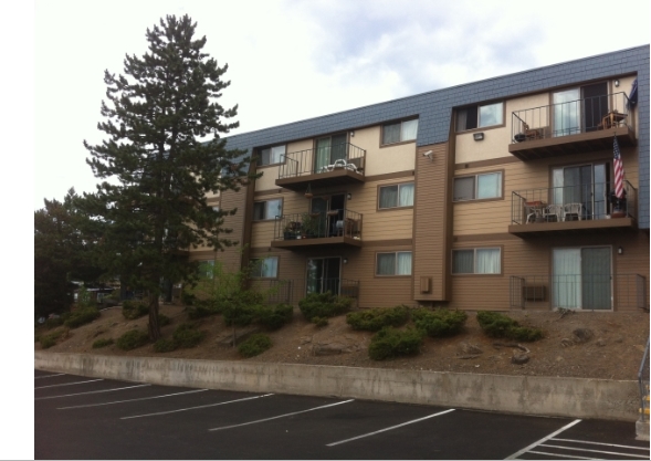 The Grandview in Klamath Falls, OR - Building Photo