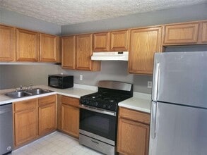 7018 Panda Rd in Austell, GA - Building Photo - Building Photo