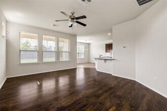 1028 Chad Lp in Round Rock, TX - Building Photo - Building Photo