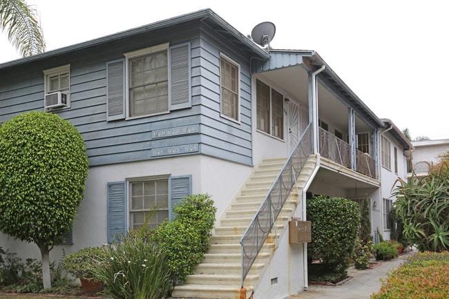 1801 1/2 Camden Ave in Los Angeles, CA - Building Photo - Building Photo