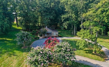 42085 Sweet Spring Ln in Leesburg, VA - Building Photo - Building Photo