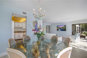 5970 Pelican Bay Blvd-Unit -522 in Naples, FL - Building Photo - Building Photo