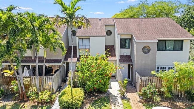 344 City View Dr in Fort Lauderdale, FL - Building Photo - Building Photo