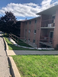 980 Burnham St in Cobourg, ON - Building Photo