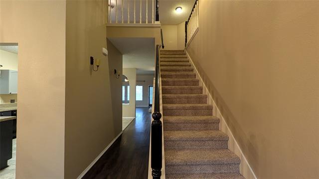 4924 Timberview Dr in Flower Mound, TX - Foto de edificio - Building Photo