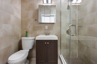 74 Forsyth St in New York, NY - Building Photo - Building Photo