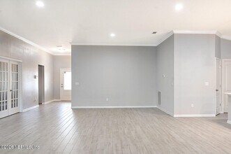 353 Ponderosa Dr in Jacksonville, FL - Building Photo - Building Photo