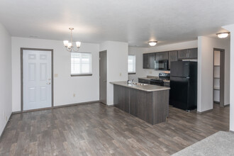 Creekside Commons in Harrisburg, SD - Building Photo - Interior Photo