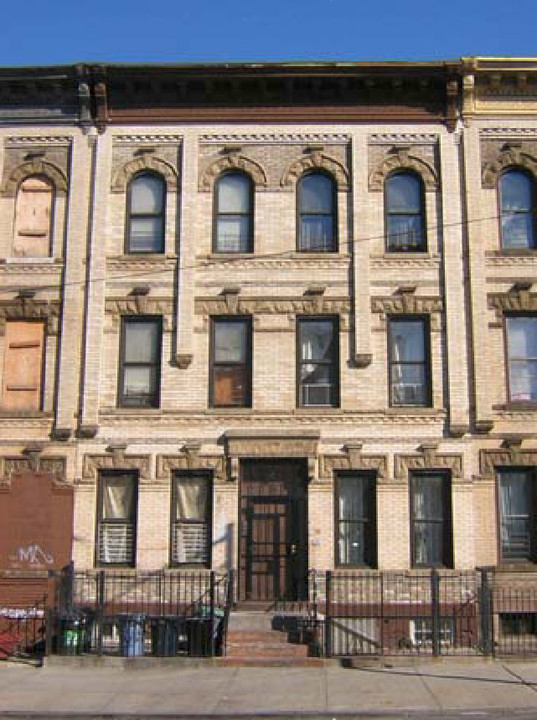 59 Irving Ave in Brooklyn, NY - Building Photo