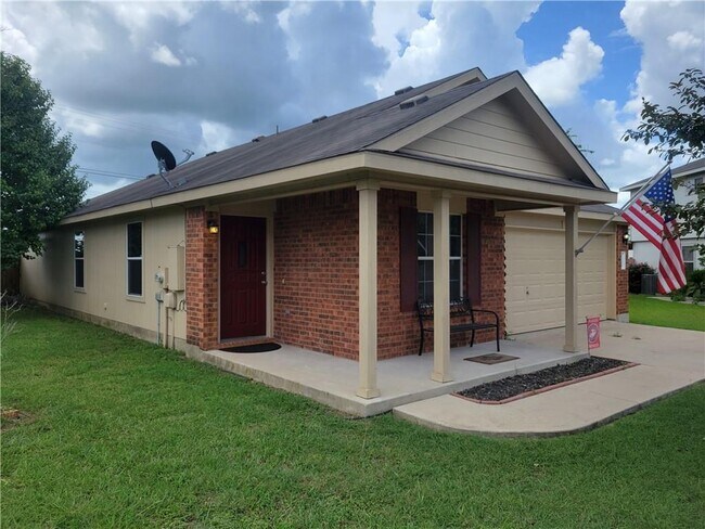1006 Potter Cove in Hutto, TX - Building Photo - Building Photo