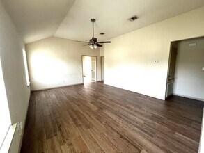 5413 Roosevelt Ave in Austin, TX - Building Photo - Building Photo