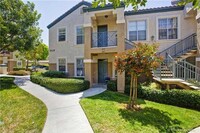 3539 Caminito El Rincon, Unit 241 in San Diego, CA - Foto de edificio - Building Photo