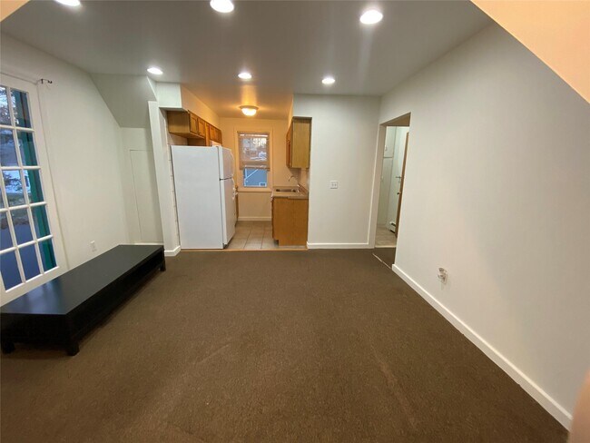 90 Orchard Rd in Mahopac, NY - Building Photo - Building Photo