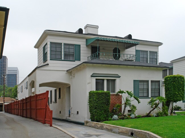 222 S Tower Dr in Beverly Hills, CA - Building Photo - Building Photo