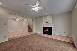 Las Colinas in Midland, TX - Building Photo - Building Photo