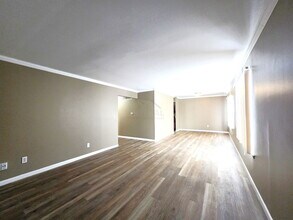 30240 Southfield Rd in Southfield, MI - Building Photo - Building Photo