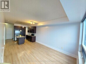 181 Wynford Dr in Toronto, ON - Building Photo - Building Photo