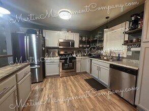 605 Short St in Knob Noster, MO - Building Photo - Building Photo