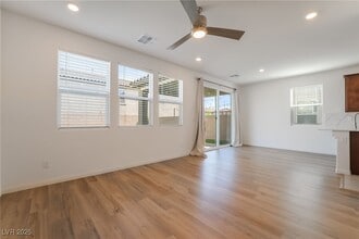 4546 Swimming Minnow Ave in Las Vegas, NV - Building Photo - Building Photo