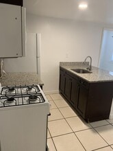 4561 Lake Ave in West Palm Beach, FL - Building Photo - Building Photo