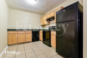 5264 Austral Dr in Indianapolis, IN - Building Photo - Building Photo