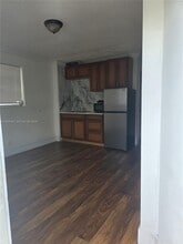 8398 W 14th Ave in Hialeah, FL - Building Photo - Building Photo