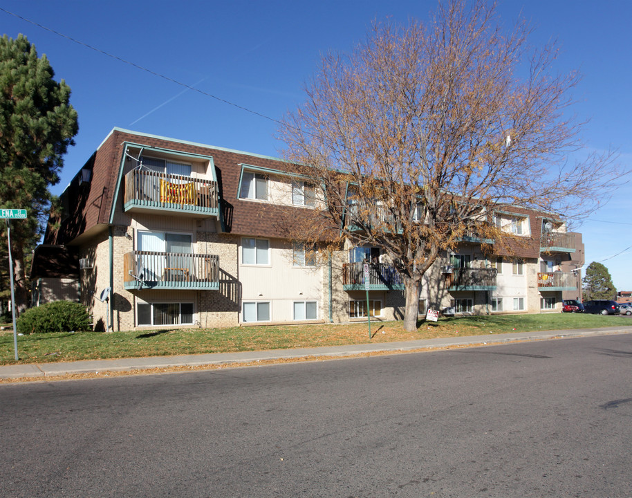 Whispering Pines Apartments in Aurora, CO - Building Photo