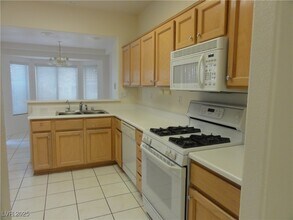 2730 Darby Falls Dr in Las Vegas, NV - Building Photo - Building Photo