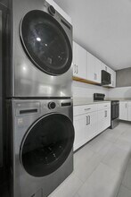 6375 86th Ln in Vero Beach, FL - Building Photo - Building Photo