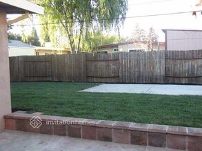 316 Grape St in Vacaville, CA - Building Photo - Building Photo