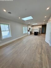51 Fairbanks St, Unit 3 in Boston, MA - Building Photo - Building Photo
