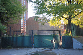 480 St. Nicholas Avenue in New York, NY - Building Photo - Building Photo