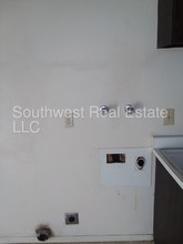 175 Monroe Ave-Unit -B in Green River, WY - Building Photo - Building Photo